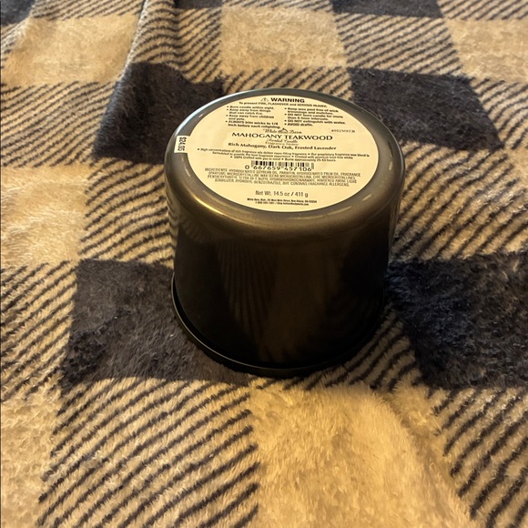 White Barn Mahogany Teakwood Gray Jar Candle New No Box 3- Wick - Picture 4 of 4